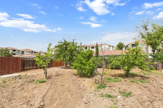 7721 Cotton Ln, Elk Grove, CA 95758