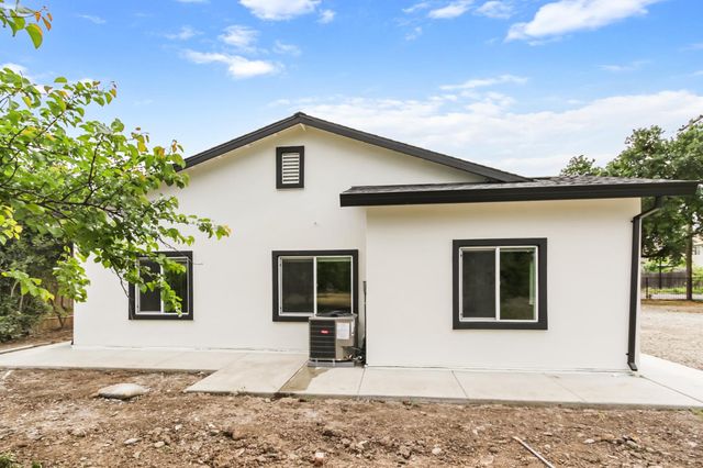 7721 Cotton Ln, Elk Grove, CA 95758