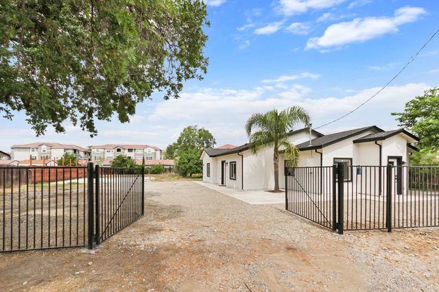 7721 Cotton Ln, Elk Grove, CA 95758