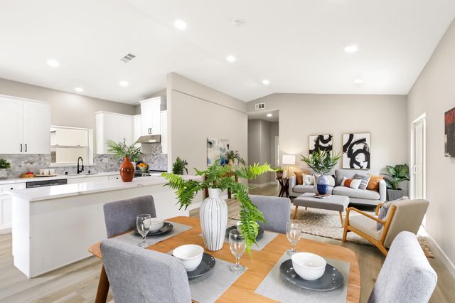 7721 Cotton Ln, Elk Grove, CA 95758