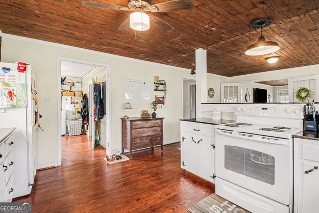 6680 Highway 52, Gillsville, GA 30543