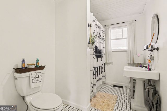 6680 Highway 52, Gillsville, GA 30543