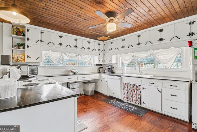 6680 Highway 52, Gillsville, GA 30543