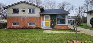 6916 Arcola Street, Garden City, MI 48135