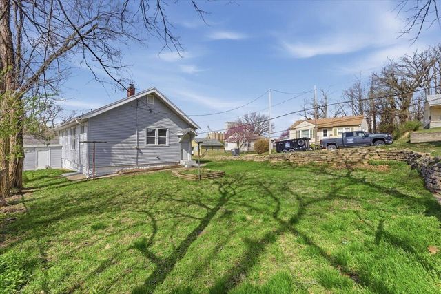 707 WILSON Avenue, Council Bluffs, IA 51503