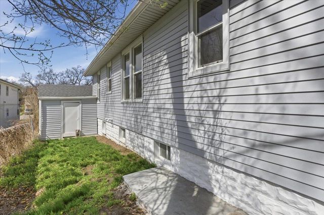 707 WILSON Avenue, Council Bluffs, IA 51503
