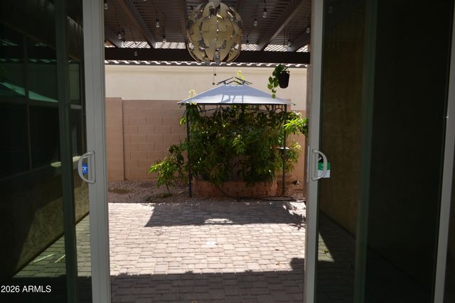 9644 E THATCHER Avenue, Mesa, AZ 85212