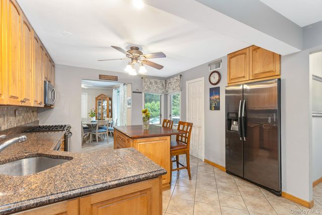30 Long Pond Road, Wading River, NY 11792