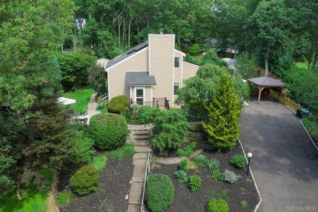 30 Long Pond Road, Wading River, NY 11792