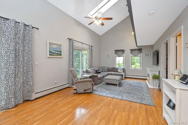 30 Long Pond Road, Wading River, NY 11792