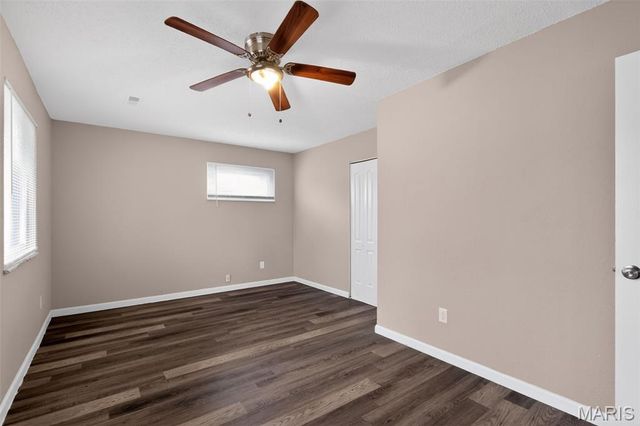 7809 Ellington Drive, St Louis, MO 63121