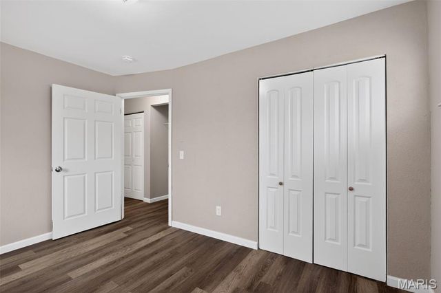 7809 Ellington Drive, St Louis, MO 63121