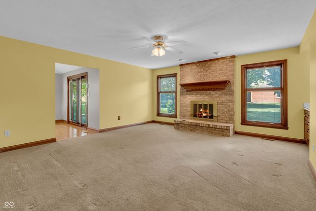 356 Southcreek Drive S, Indianapolis, IN 46217