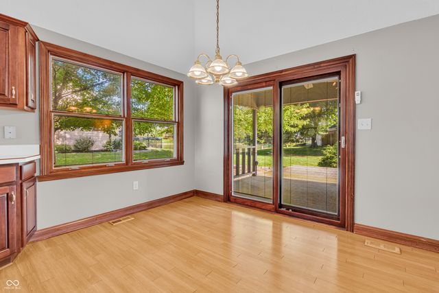 356 Southcreek Drive S, Indianapolis, IN 46217