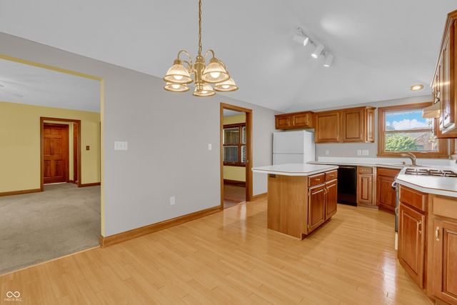 356 Southcreek Drive S, Indianapolis, IN 46217