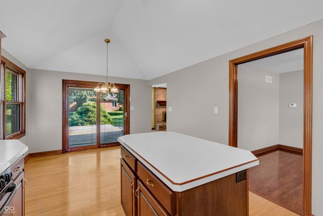 356 Southcreek Drive S, Indianapolis, IN 46217