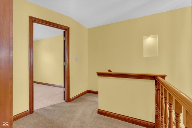 356 Southcreek Drive S, Indianapolis, IN 46217