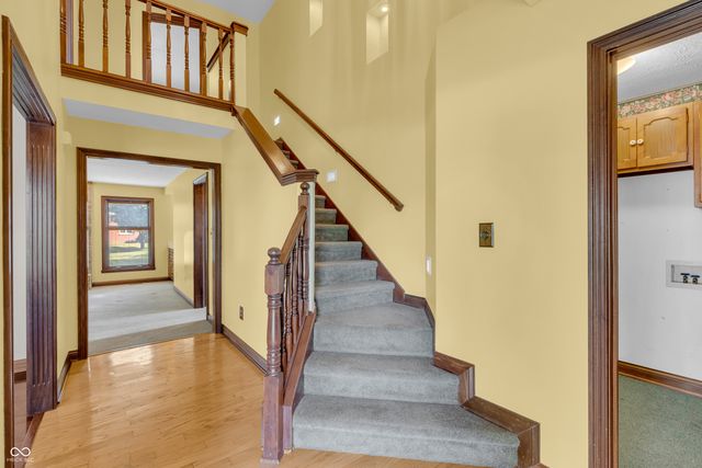 356 Southcreek Drive S, Indianapolis, IN 46217
