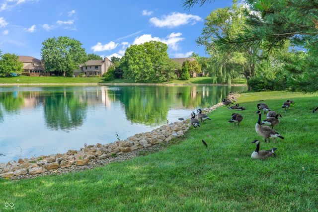 356 Southcreek Drive S, Indianapolis, IN 46217