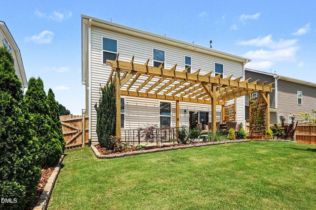 1405 Queen Trigger Drive, Fuquay Varina, NC 27526