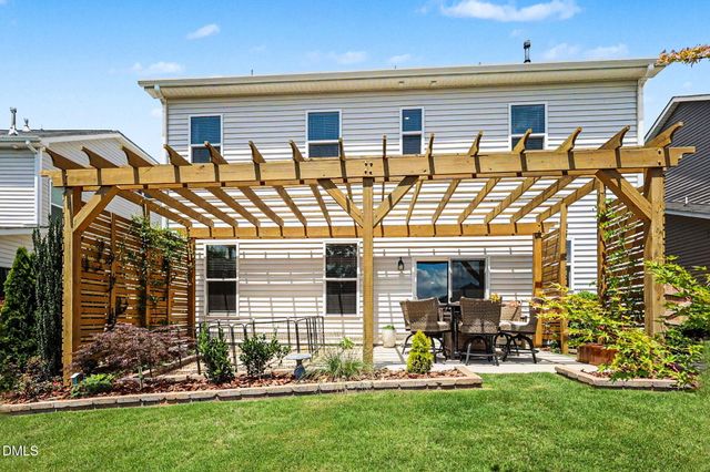 1405 Queen Trigger Drive, Fuquay Varina, NC 27526
