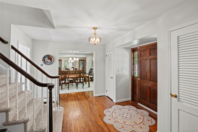 12 Deer Path, Port Jefferson, NY 11777