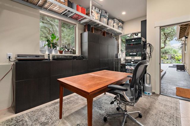 512 Lockewood Lane, Scotts Valley, CA 95066