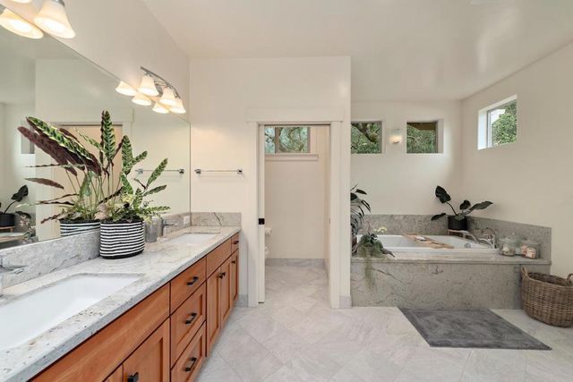 512 Lockewood Lane, Scotts Valley, CA 95066