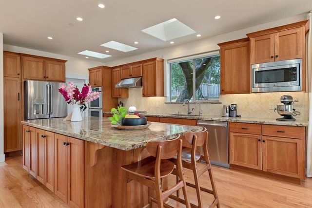 512 Lockewood Lane, Scotts Valley, CA 95066