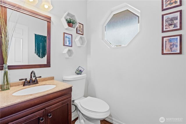 34207 31st Avenue SW, Federal Way, WA 98023