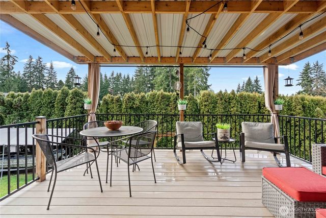 34207 31st Avenue SW, Federal Way, WA 98023