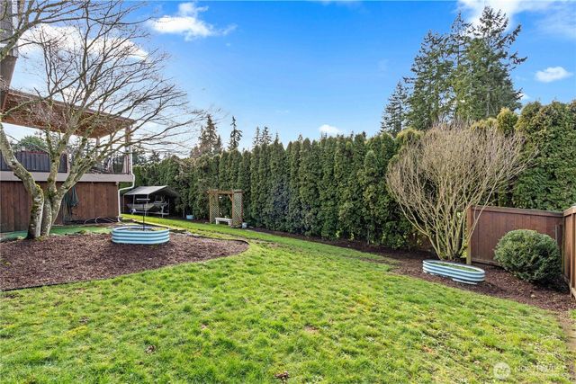 34207 31st Avenue SW, Federal Way, WA 98023