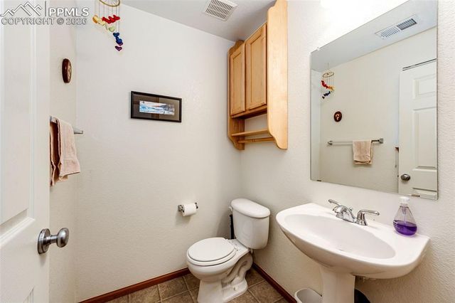 1190 S Pitkin Way, Aurora, CO 80017