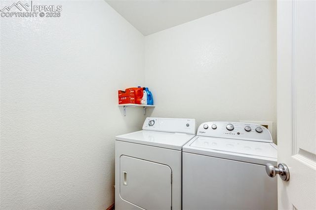 1190 S Pitkin Way, Aurora, CO 80017