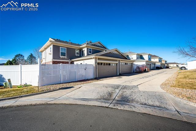 1190 S Pitkin Way, Aurora, CO 80017