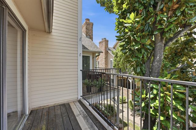 2300 Old Spanish Trail 2111, Houston, TX 77054