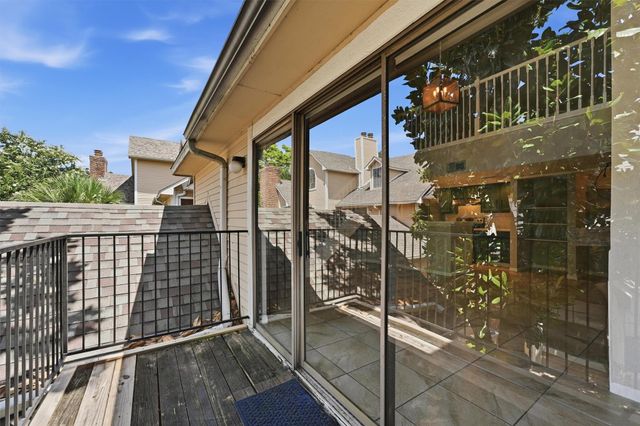 2300 Old Spanish Trail 2111, Houston, TX 77054