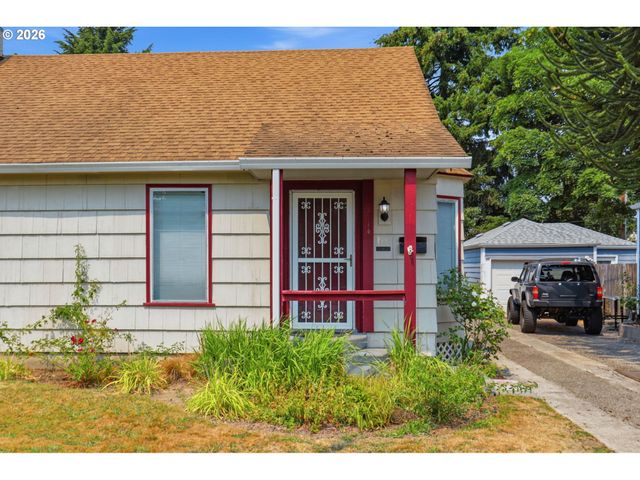 2714 FLORIDA St, Longview, WA 98632