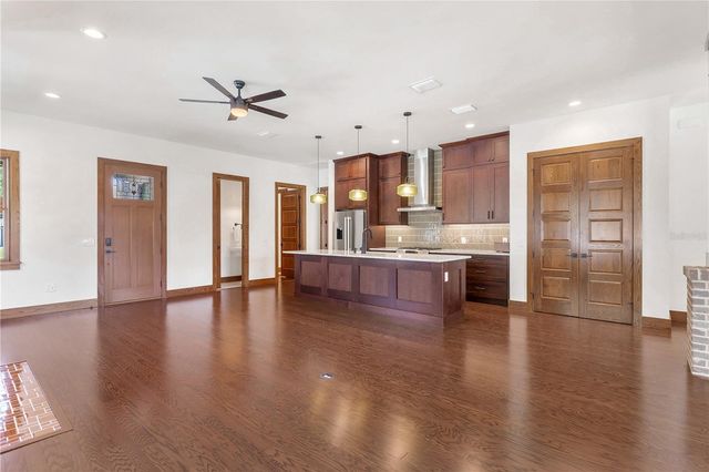 1000 S 9TH STREET, Leesburg, FL 34748