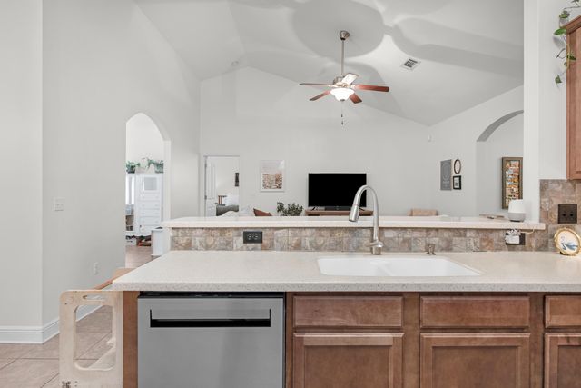 119 Crab Apple Avenue, Crestview, FL 32536