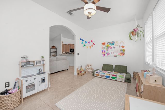 119 Crab Apple Avenue, Crestview, FL 32536