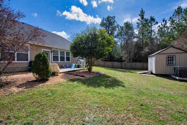 119 Crab Apple Avenue, Crestview, FL 32536