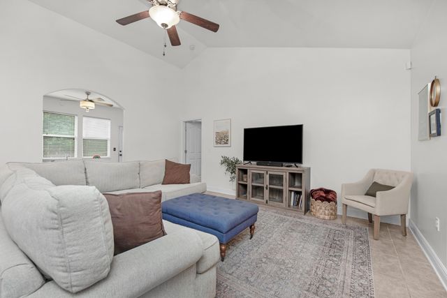 119 Crab Apple Avenue, Crestview, FL 32536