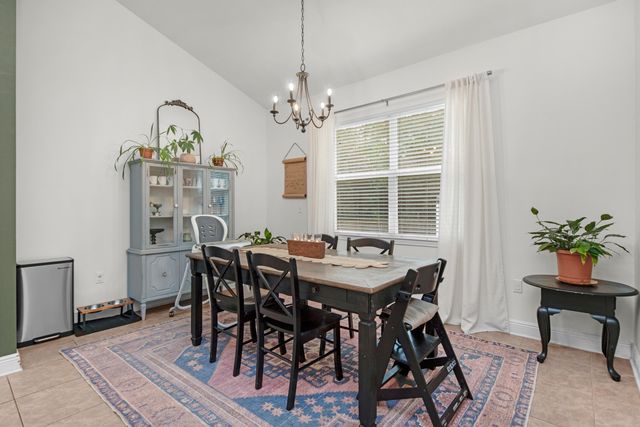 119 Crab Apple Avenue, Crestview, FL 32536