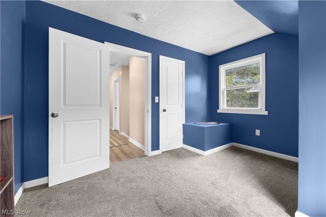 318 Pioneer Street, Akron, OH 44305