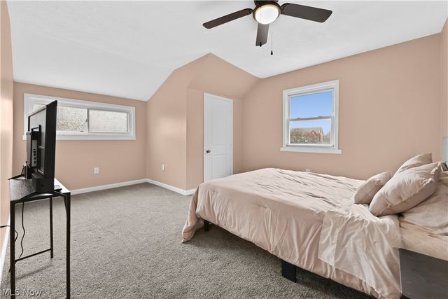 318 Pioneer Street, Akron, OH 44305