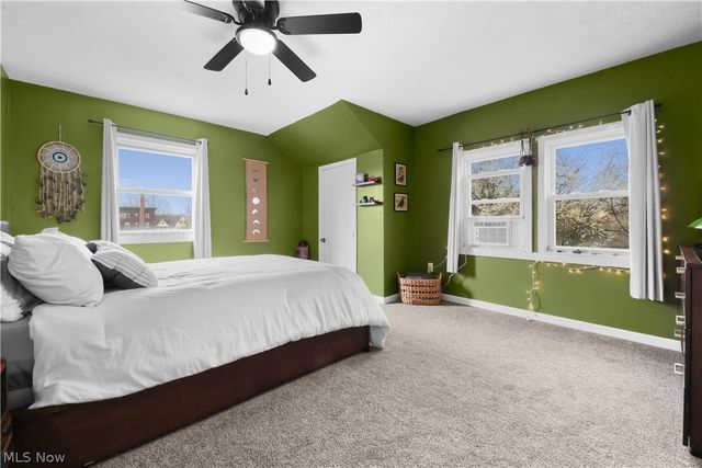 318 Pioneer Street, Akron, OH 44305