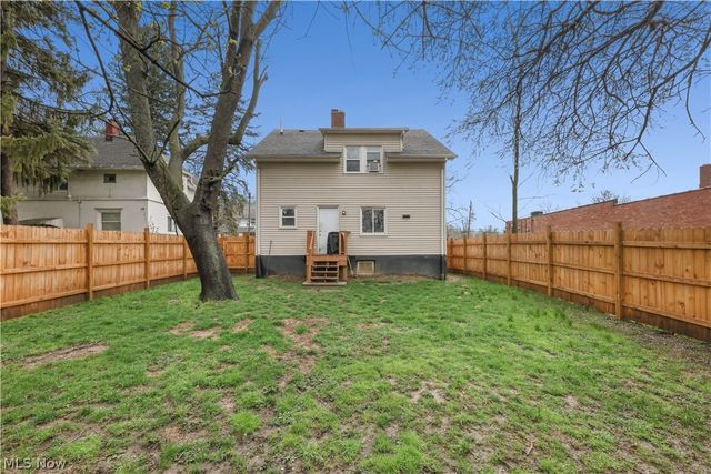 318 Pioneer Street, Akron, OH 44305