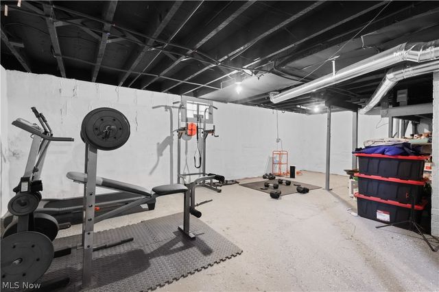 318 Pioneer Street, Akron, OH 44305