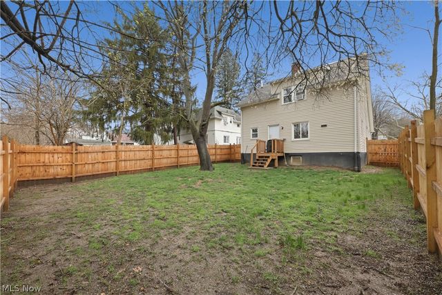 318 Pioneer Street, Akron, OH 44305